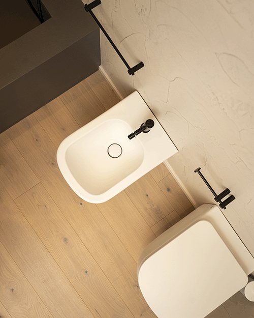 un-bagno-in-resina-a-senigallia-ancona1 Una casa dal design unico - Nuova Comes