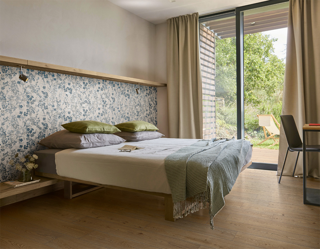 Come arredare con stile una camera da letto piccola - Nuova Comes